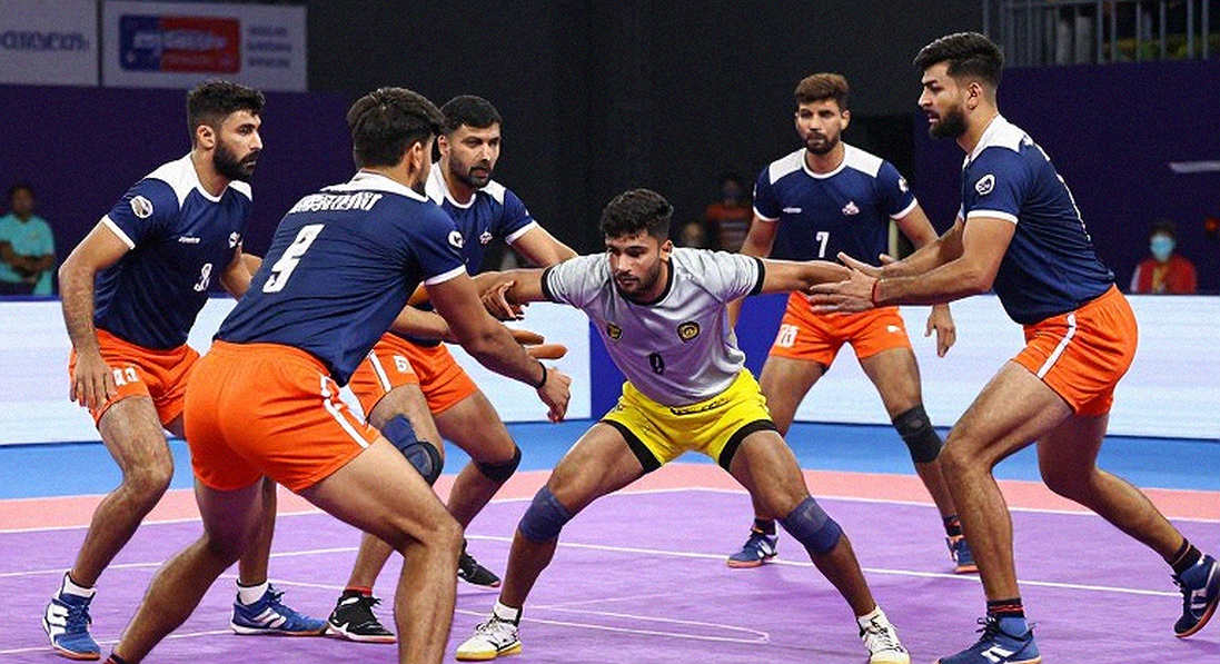 डिफेंडर प्रीमियम: PKL की नीलामी में कोने की कीमत रेडर से ऊपर क्यों चढ़ गई